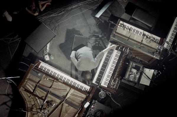 Nils Frahm - Spaces (Album Review) - Stereoboard